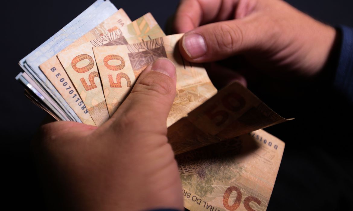Real,dinheiro, Moeda - Escritório De Contabilidade Em Santa Catarina | BWR Contabilidade